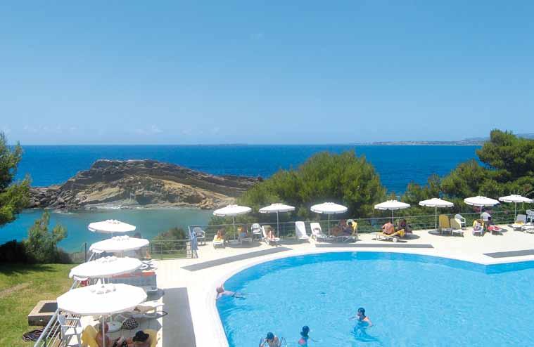 Hotel White Rocks ****+ White Rocks je velmi oblíben díky své skvělé poloze a je tak ideální ke krátkým a snadným výletům do Lassi a do hlavního města Argostoli.