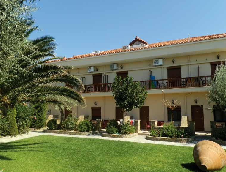 Hotel Plati Beach *** Tradičně nejoblíbenější hotel z naší nabídky situovaný v příjemném prostředí hezké zahrady,