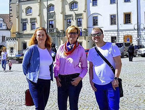 KONFERENCE A SEMINÁŘE KST ČR USNESENÍ XXIV. členské schůze KOMORY SOUDNÍCH TLUMOČNÍKŮ ČESKÉ REPUBLIKY konané dne 10. března 2018 v Praze XXIV.