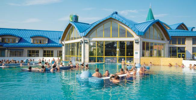 Hotel Park Inn**** Praha Sárvár 462 km, Brno Sárvár 259 km, Ostrava Sárvár 440 km, Písek Sárvár 374 km Sárvár NOVĚ s ALL INCLUSIVE Hotel je propojen s termálními lázněmi krytou chodbou.