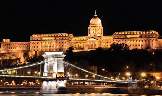 Z náměstí Hrdinů pojedeme po Andrássyho třídě, která ústí do náměstí Erzsébet a skrývá také hodně zajímavostí.