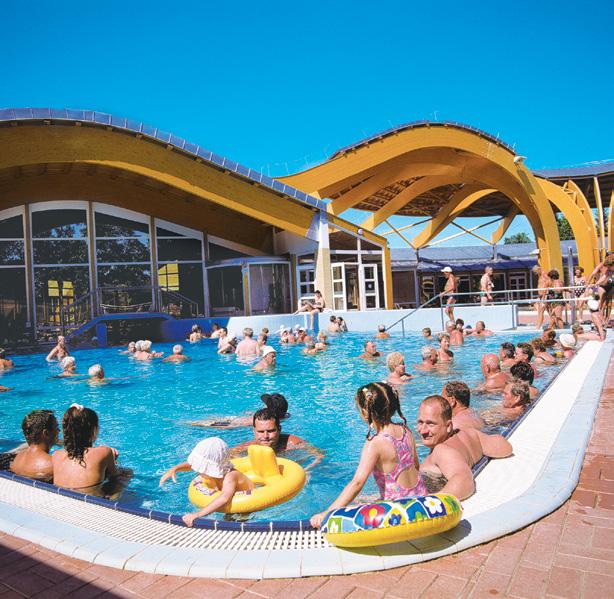 POBYTY AUTOBUSEM Bükfürdő hotel Apartman*** Lázně V Bükfürdő narazili výzkumníci ropy v r. 1971 na pramen o teplotě 58 C, který chrlí z hloubky země 1000 l/min.