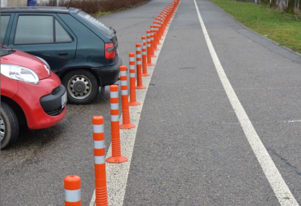 Z hlášení PČR v městě Benešov nevyplývá, že by na lokalitě dále docházelo k porušování zákona. Vozidla již nezasahují do jízdního pruhu vyhrazeného pro cyklisty.