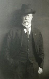 FORMOVÁNÍ ČESKOSLOVENSKÉHO STÁTU (1918 1921) Představitelé československého státu Tomáš Garrigue Masaryk se stal roku 1918 prezidentem nové československé republiky Prezidentem nově vzniklého