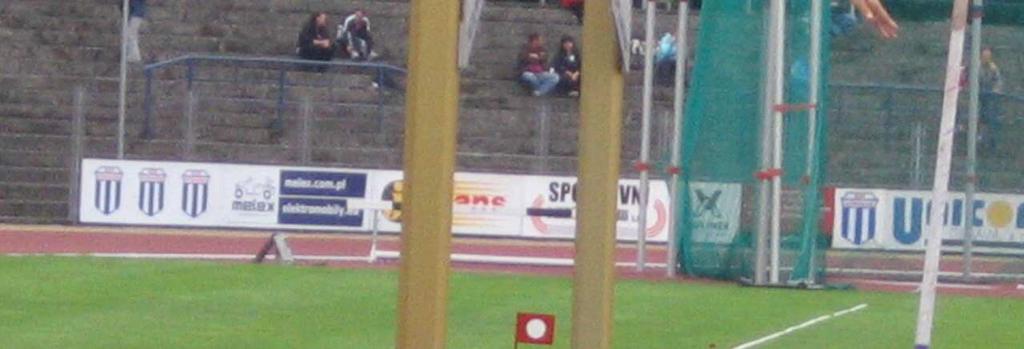 v roce 2008 i o kategorii výše potřetí v řadě fantasticky uspěla a vybojovala třetí stříbro. Stejně jako v předchozích dvou letech obléklo reprezentační dres osm kolínských závodníků.