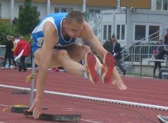 výška 2,03 Sixta Tomáš 87 1,90 Peňáz Pavel 88 1,80 Morávek Antonín 83 1,80 Satrapa Michal 71 1,70 Peňáz Pavel 69 1,70 Pospíšil Jan 76 1,65 Tůma Jiří 88 1,65 Coubal Jakub 88 1,60 Král Miloslav 70 155