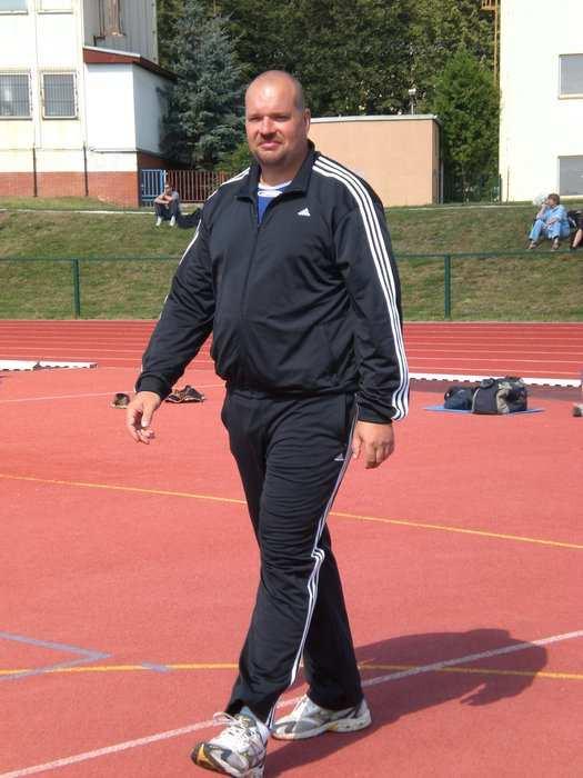 břemeno 16 kg 13,63 Peňáz Pavel 69 11,91 Prajsner Tomáš 67 1505 b. Sotona Petr 70 (8,10-12,95-26,33) vrhačský trojboj (o-ko-d) 1796 b.