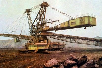 Chystaný palivoenergetický komplex zahrnoval čtyři uhelné elektrárny s celkovým instalovaným výkonem 3 170 MW a byl postupně v letech 1963 až 1982 realizován.