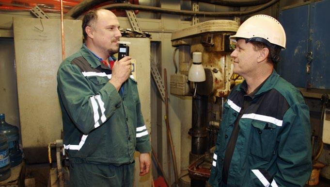 Ročně jich takto s kolegy proškolíme zhruba dva tisíce. Na závěr každého školení podstoupí jeho frekventanti příslušný test, kterým si ověřujeme jejich znalosti.