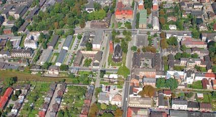 Pro nové město byla k dispozici přibližně čtvercová plocha, lemovaná na severovýchodě bohumínskou tratí s nádražím a na jihovýchodě frýdlantskou tratí.