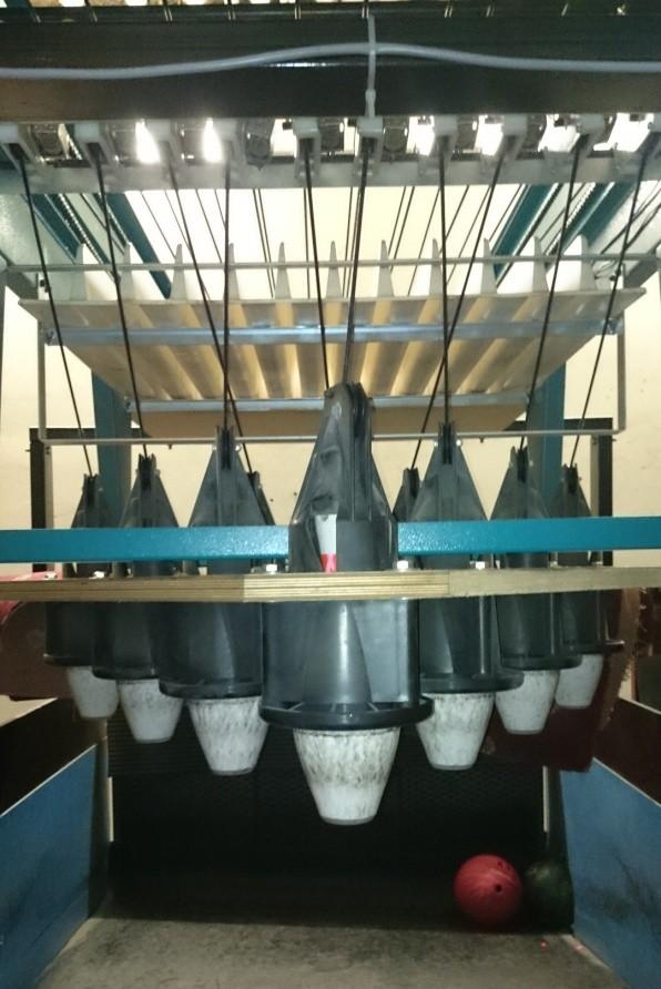 2 Rešerše V této kapitole se zabývám zařízeními, které jsou již plně zaběhnuté v provozu. Zabývám se dvěma zařízeními. První je provázkové zařízení a druhé je bezprovázkové.
