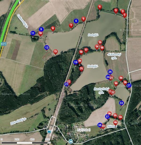 2METODIKA 2.5 PŘEHLED A CHARAKTERISTIKA JEDNOTLIVÝCH LOKALIT Součástí této kapitoly jsou mapy rybníků s vyznačenými lokalitami sběru materiálu.