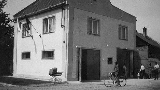 Sběr železného šrotu vynesl tentokráte 6 200,-Kč, které byly vyčerpány na výstavbě Zbrojnice. Brigády, brigády Družstvo se zúčastnilo okrskového cvičení v Dubanech a cvičení v Kralicích.