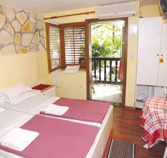 CHORVATSKO Severní Dalmácie Apartpenzion ADRIAHAUS ***» Posedarje Popis: Apartpenzion má rodinnou a přívětivou atmosféru.