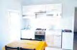 Stravování je možné dokoupit v restauraci do 200 m od apartmánového domu.