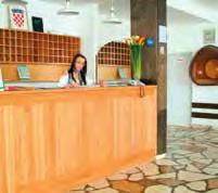 Hotel se nachází blízko krásné promenády podél moře.