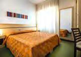 ITÁLIE Friuli Venezia Giulia Depandance hotelu LA PERGOLA ***» Lignano City 350 m VIP Popis: Hotelový komplex La Pergola sestávající z hlavní budovy, kde se nachází 4* hotel a