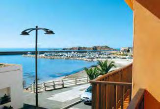 ITÁLIE ostrov Sardinie Apartmány LUNGOMARE» Isola Rossa Popis: Apartmány jsou situovány ve dvoupatrových domech u moře, zařízené podle individuálního