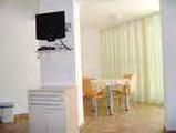 Apartmány v přízemí mají předzahrádku s posezením a grilem. Domek je vhodný i pro menší společnost či vícegenerační rodinu.