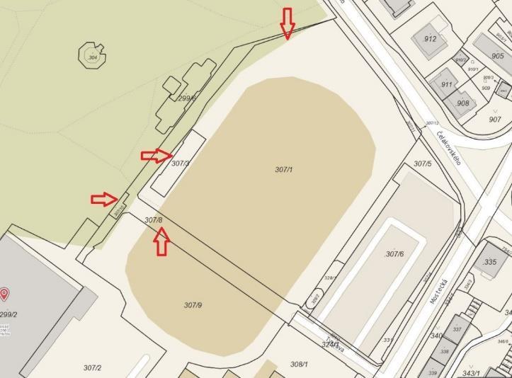 je stavba bez čísla popisného, a pozemků s čísly 307/1, 307/8, 307/3 v areálu bývalého letního stadionu v