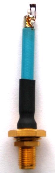 průměrem 0,7 mm, naletovaného na přibližně 3 cm dlouhý 