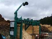 tuhé oceli uspořádané do spirály Ovládání: hydraulické, s výkonem elektromotoru 7,5 kw Obr.