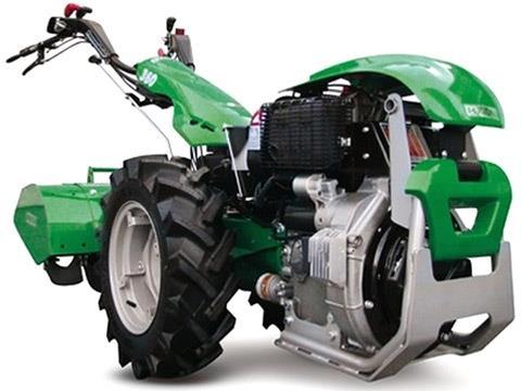 Obrázek 10 Nosič nářadí [16] jednonápravový traktor je malý kolový traktor pouze s jednou nápravou řízený pomocí prodloužených trubkových řídítek.