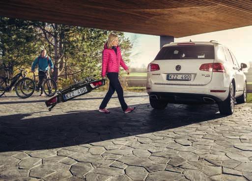 Nosiče kol pro montáž na tažné zařízení Thule VeloSpace Thule VeloSpace Vezměte si svoje jízdní kolo jakékoli kolo Díky Thule VeloSpace se skutečně všestranný nosič kol stal realitou.