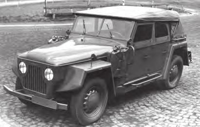 + Československo Poválečná léta 1945 1960 Pohotovostní Škoda 1101 VO/P neboli bojový Tudor Poválečná limuzína Superb karosovaná v Kvasinách (1947) Vojenský Tudor s kompletní výbavou proti nepohodě