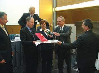 Vlastníci a provozovatelé vodovodů a kanalizací využívají nyní všechny možnosti zvládnout složitý a finančně náročný proces zlepšení provozní spolehlivosti a technického stavu této části