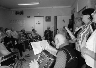 Vystoupení Seniorkapely V pátek 13.