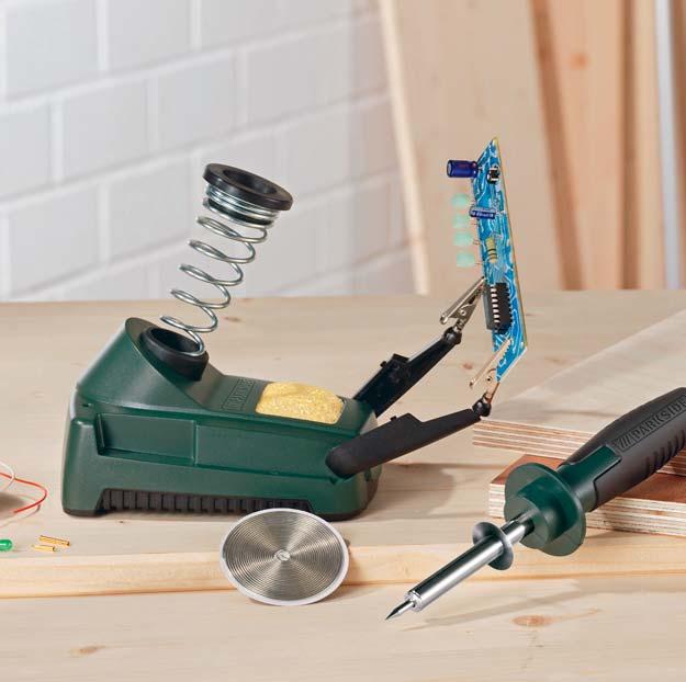 PLBS 30 SOLDERING IRON WITH HOLDER Operation and Safety Notes SPAJKALNIK Z MULTIFUNKCIJSKIM DRŽALOM ZA NATANČNO SPAJKANJE Navodila za upravljanje in varnostna opozorila ELEKTRICKÁ PÁJKA S