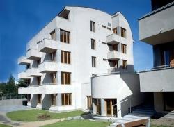 Jiran Kohout architekti: hledání rovnováhy Author: SF / Petr Bým Published: 27.02.2009 Naše počátky jsou hodně spjaty s projektem centrály Pražské energetiky.