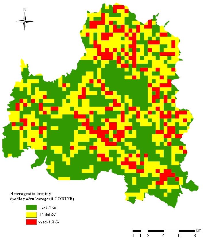 Z datového vstupu CORINE Land Cover 1: 100 000 byla dále odvozena heterogenita kulturní krajiny, tedy heterogenita podmíněná lidskou činností.