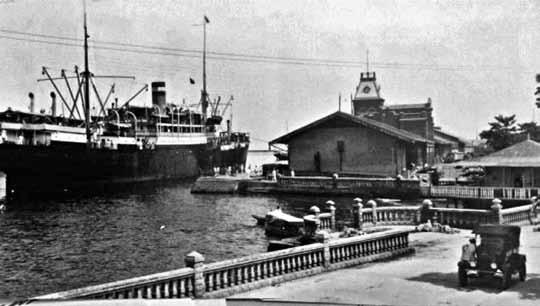 fotografie bylo městečko Labarden, ležící zhruba 200 km od hlavního města Buenos Aires. Z databáze přistěhovalců do Argentiny, je patrné, že Klement Zelenka přicestoval do Buenos Aires dne 1. 5.