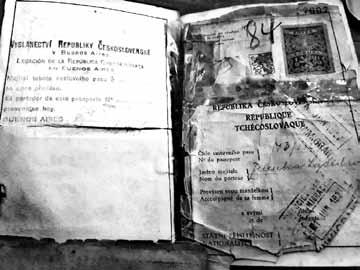 Hospodářství se tak po smrti matky Josefy ujal až dne 12. 11. 1923 jeho mladší bratr František. Klement měl v Argentině vlastní farmu a své sestře Alžbětě pravidelně psal.