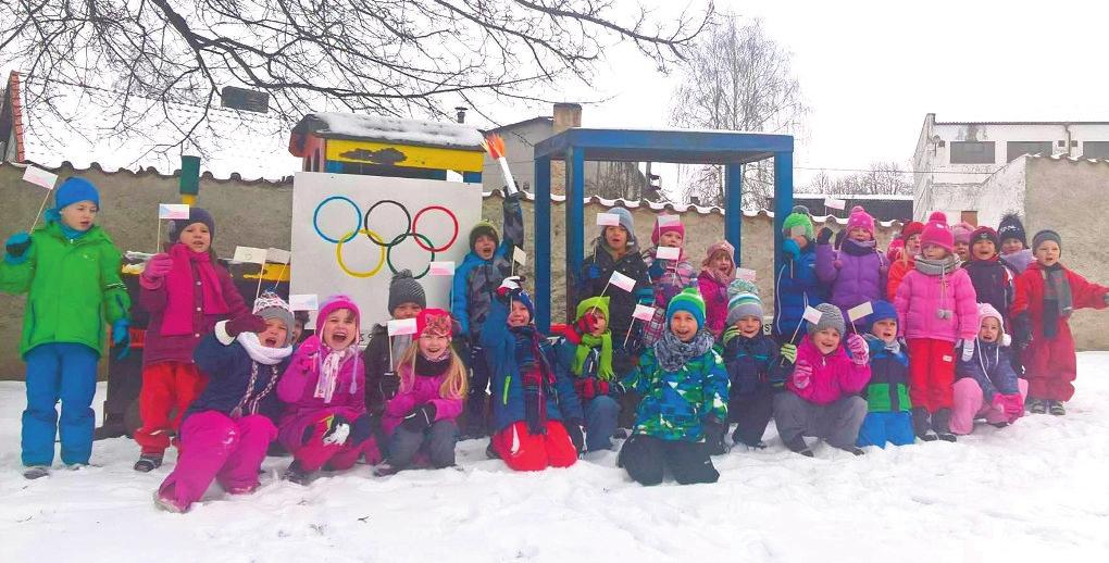 AKTUALITY ze života Čkyně duben 2018 6 Zimní olympiáda ve školce Stejně jako celý svět i naše MŠ žila celý týden olympiádou. Děti se změnily ve sportovce.