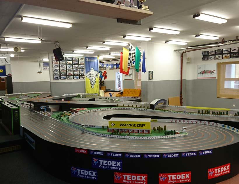 Modelářský klub MK Most p. s. Klub autodráhového modelářství MK MOST vznikl za velké pomoci Mgr. Jiřího Škrabala v roce 2006. V současné době má klub 15 členů.