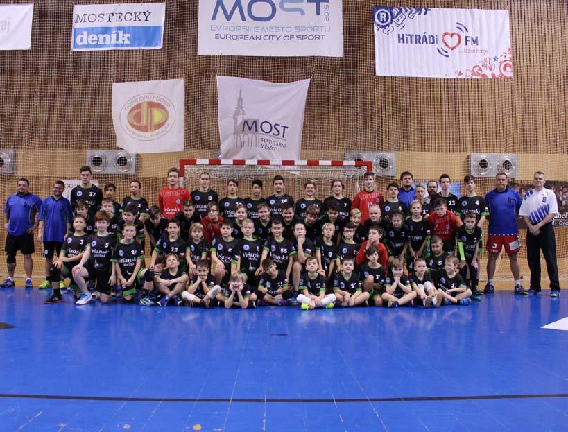 HÁZENÁ www.hk-banikmost.cz HK Baník Most z. s. Nejúspěšnější léta HK Baníku Most v mezinárodní házené se datují do první poloviny devadesátých let 20.