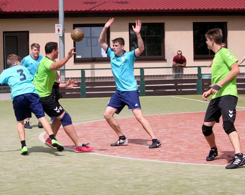 NÁRODNÍ HÁZENÁ www.nh-most.cz Baník Most NH, z. s. Současný mostecký klub národní házené (Baník Most NH) rozvíjí sport, který na počátku 20. století v naší zemi vznikl.