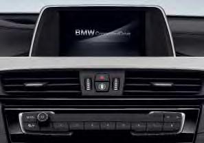 Zábava a komunikace Media - rádio s osmi oblíbenými tlačítky. Displej s úhlopříčkou 6,5" a rozlišením 800 x 480 pixelů, idrive ovladač.