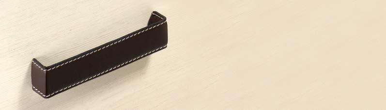 Dublina 1 Leder dunkelbraun Dark brown leather Cuir brun foncé Kůže tmavohnědá 2 Leder