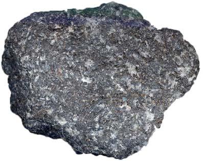 Ve vesmíru připadá na jeden atom titanu 1 milion atomů vodíku.