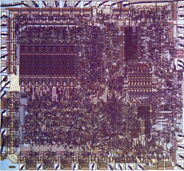 Intel 4004 2,300 Tranzistorů, 108 khz První počítač na