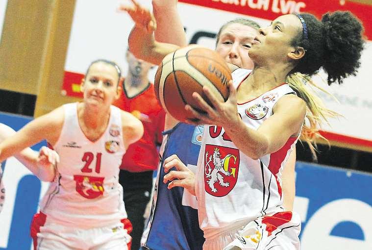 32 9. prosince 2016 Trutnovsko Hradecké lvicebyly opět lepší Basketbalistky Trutnova drží ipoporážce vderby postupovou pozici do play off.