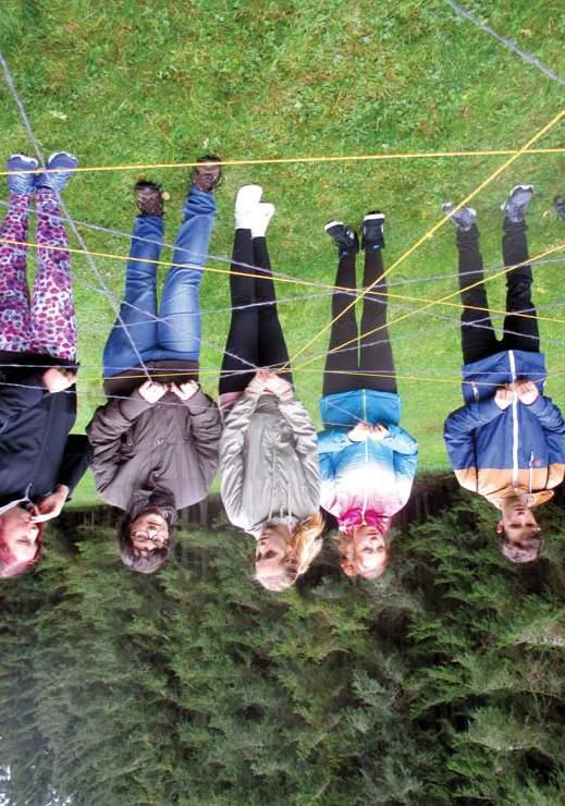 Národní park Šumava je tou nejlepší učebnou pod širým nebem www.npsumava.cz VÝUKOVÉ PROGRAMY URČENÉ JEN PRO II. stupeň ZŠ Tyto programy jsou pro svou náročnost určené pro II. stupeň základních škol.