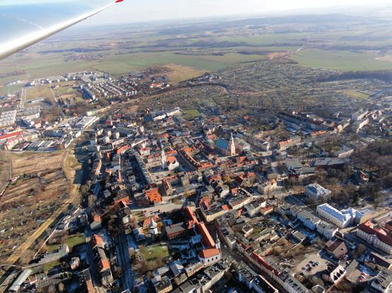 Chloubou města je i radnice s věží vysokou 63 metrů. www.prudnik.pl Krzyżkowice Obec leží na samém konci Opavských hor, na hranici s Českou republikou.