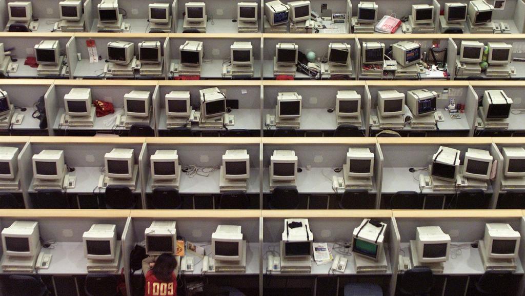V ING za 2 miliardy dolarů nahradí roboti 5800 bankéřů Commerzbank