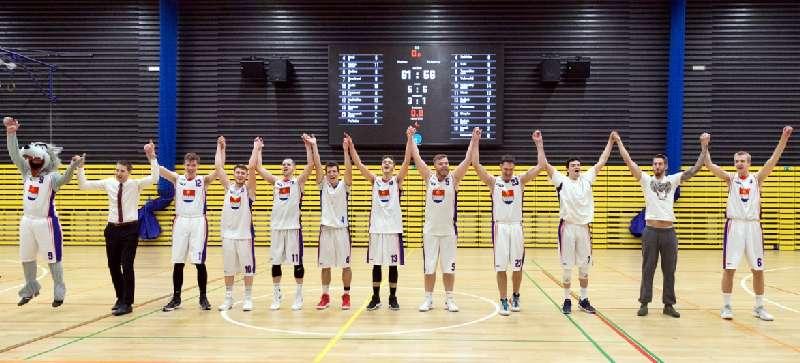Družstvo mužů A, pod názvem Wolves Radotín, hrálo velmi úspěšně 2. Národní ligu ČBF. Do playoff postoupil po základní části ze šestého místa.