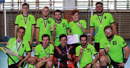 PONDĚLÍ 21. KVĚTNA Stallions dotahovali, ale prohru neodvrátili PRAHA - Pardubičtí Hřebci se v sobotu, v dalším kole Bitters ligy, představili na hřišti pražských Lvů.